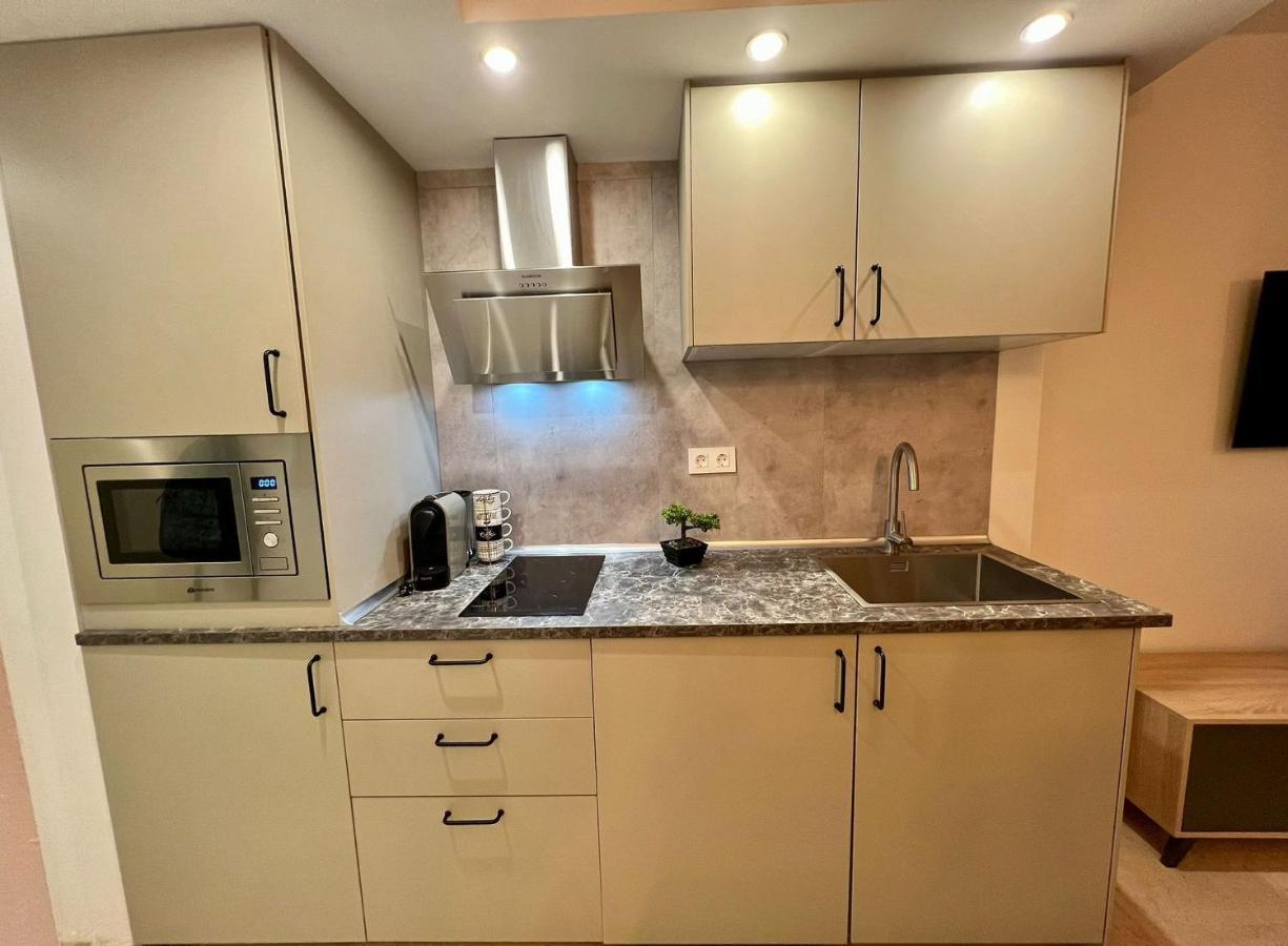 2Nd Line From The Beach , Seaviews + Parking &Pool Benalmadena Exterior photo